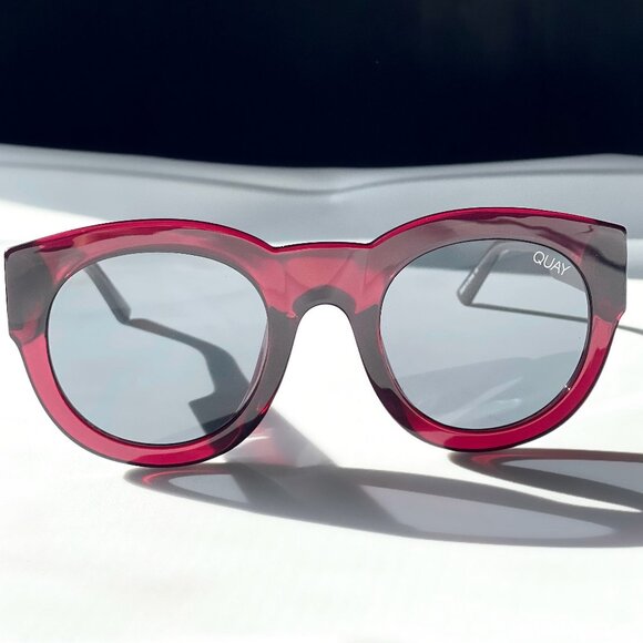 QUAY AUSTRALIA “If Only” Round Sunglasses (Red/Smoke) – NWOT main image 5